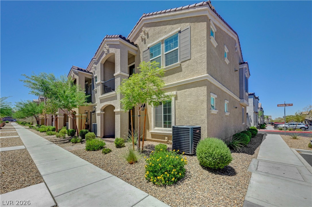 678 Anemone Lane Henderson NV 89015