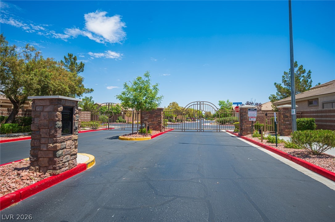 8136 Hamilton Falls Street North Las Vegas NV 89085