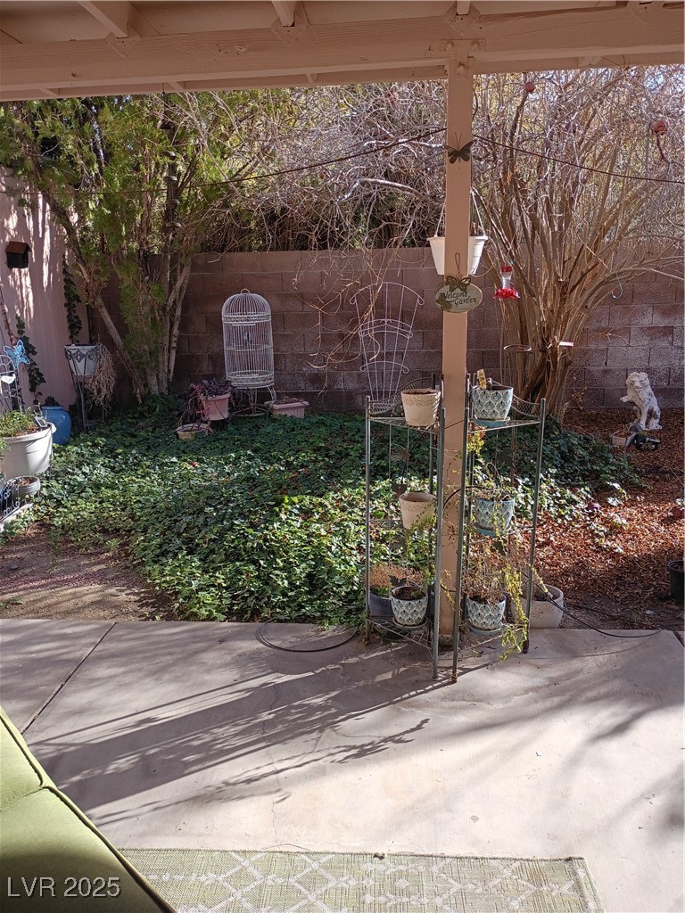934 Derringer Lane Henderson NV 89014