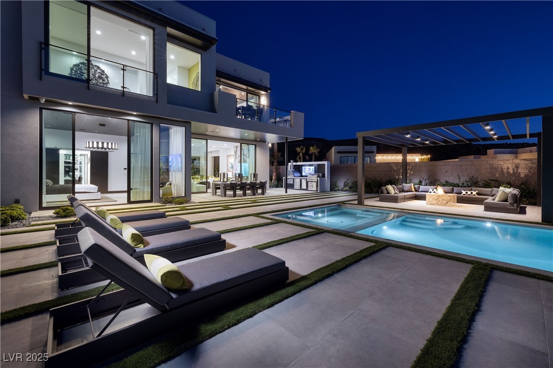 521 Overlook Rim Drive Henderson NV 89012