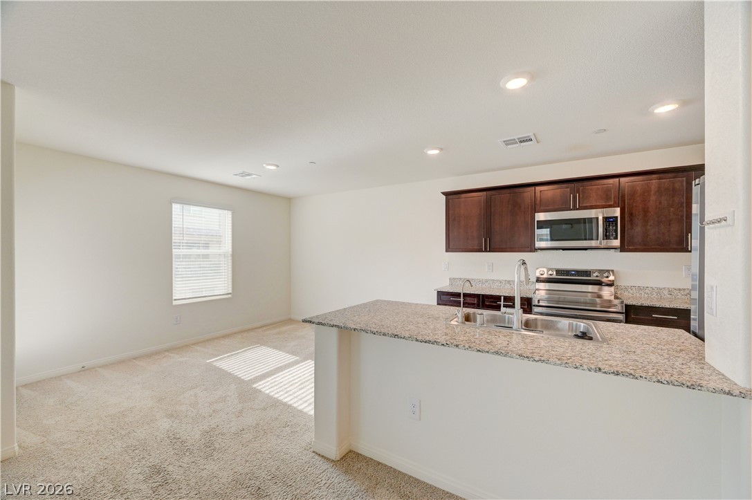 6944 Skyline Blue Street North Las Vegas NV 89086