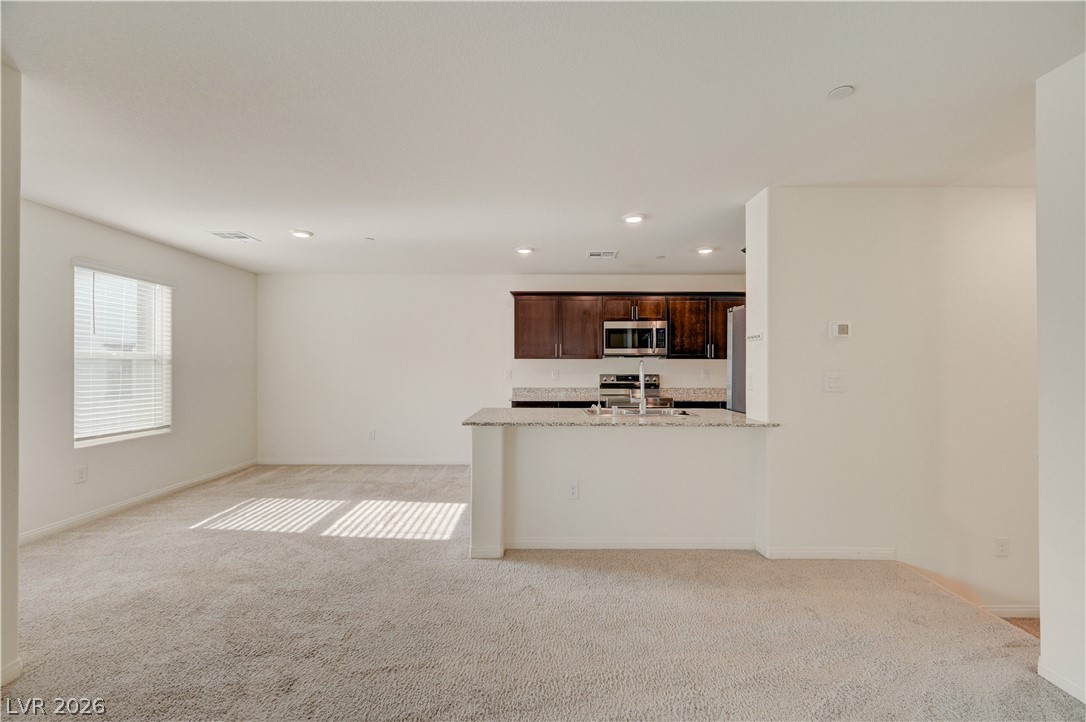 6944 Skyline Blue Street North Las Vegas NV 89086