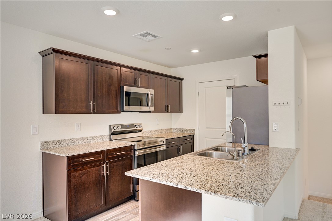 6944 Skyline Blue Street North Las Vegas NV 89086