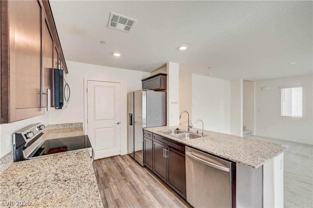 6944 Skyline Blue Street North Las Vegas NV 89086