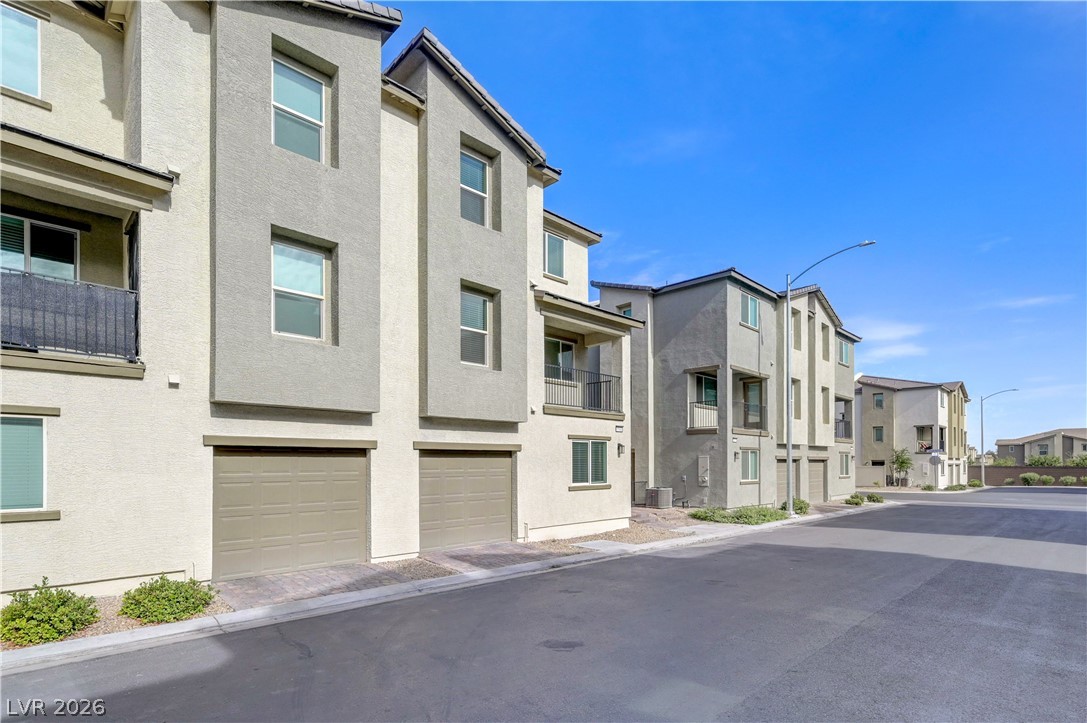 6944 Skyline Blue Street North Las Vegas NV 89086