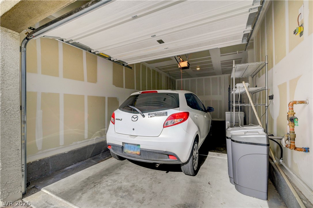 6944 Skyline Blue Street North Las Vegas NV 89086