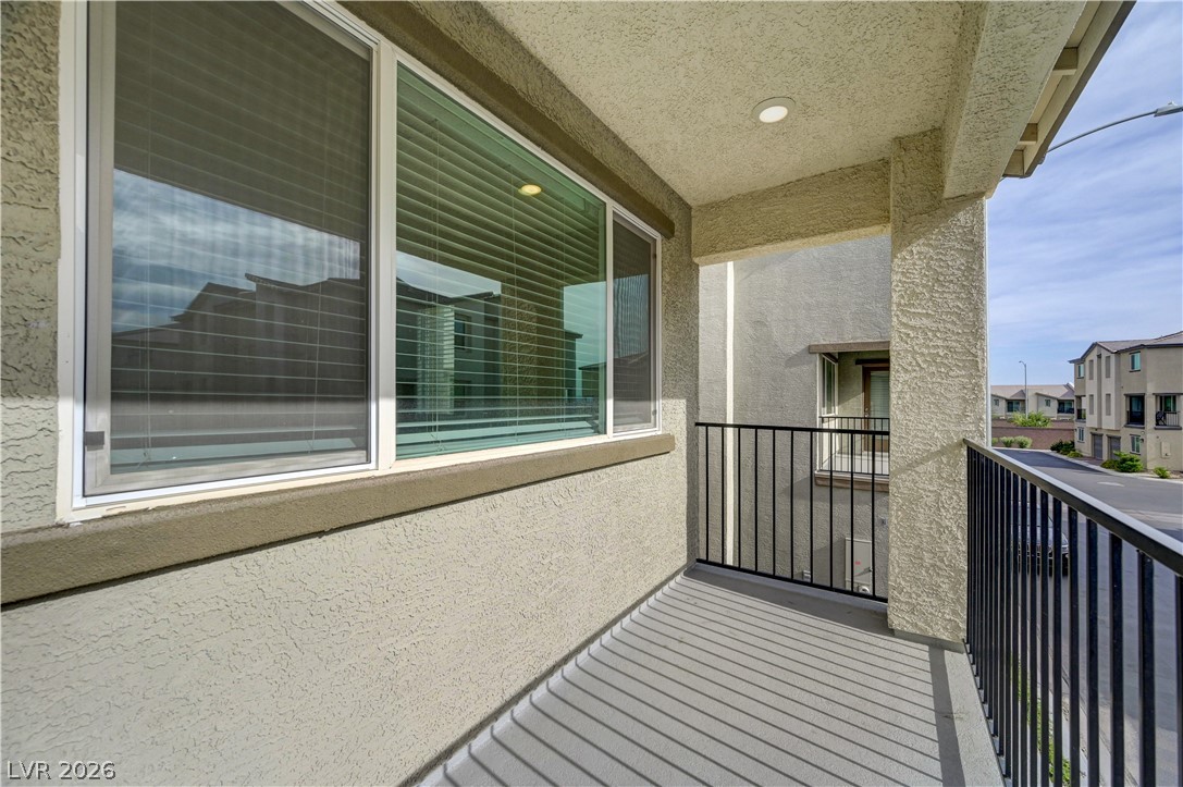 6944 Skyline Blue Street North Las Vegas NV 89086