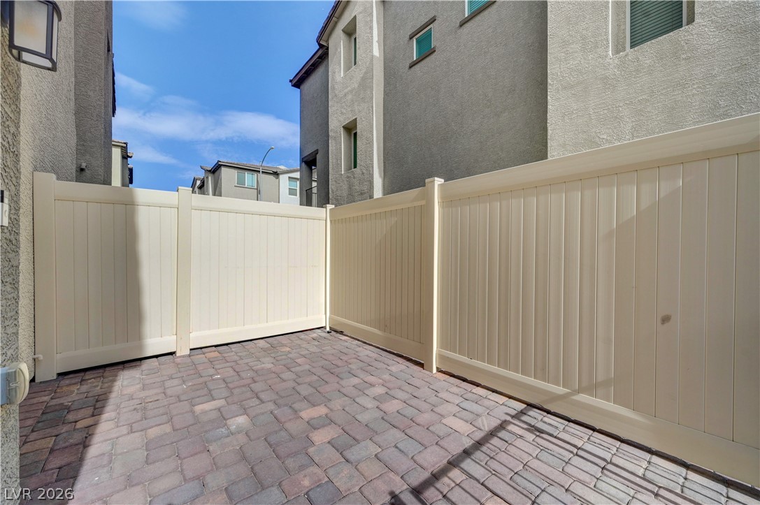 6944 Skyline Blue Street North Las Vegas NV 89086