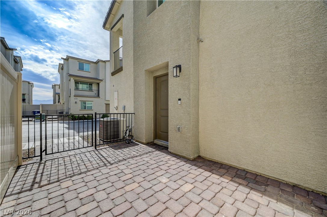 6944 Skyline Blue Street North Las Vegas NV 89086