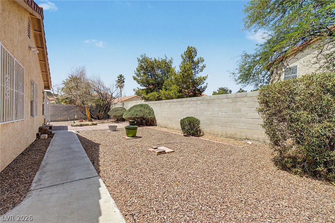 512 Macbrey Drive Las Vegas NV 89123