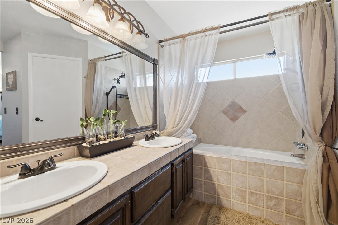 4844 Beaconsfield Street Las Vegas NV 89147