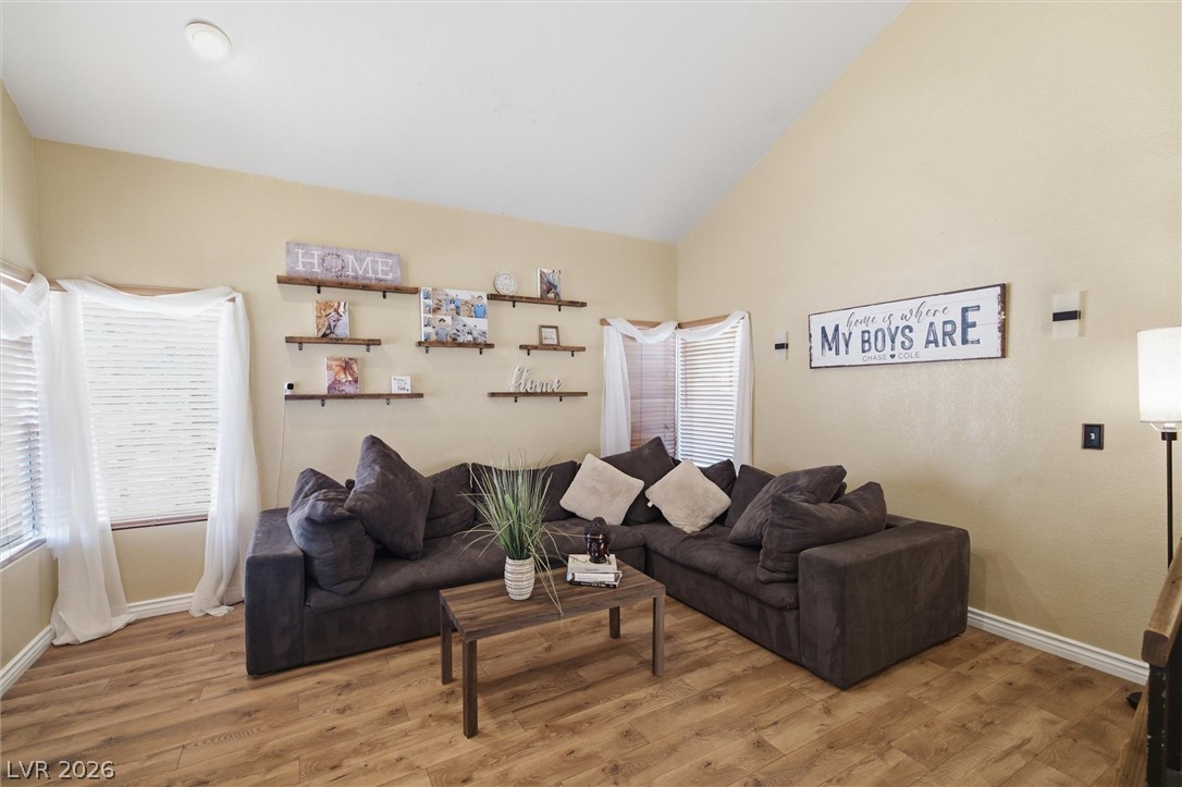 4844 Beaconsfield Street Las Vegas NV 89147