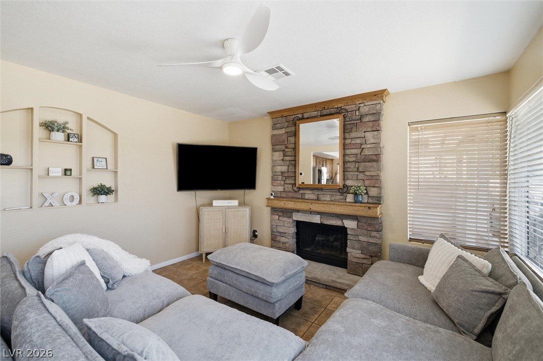 4844 Beaconsfield Street Las Vegas NV 89147