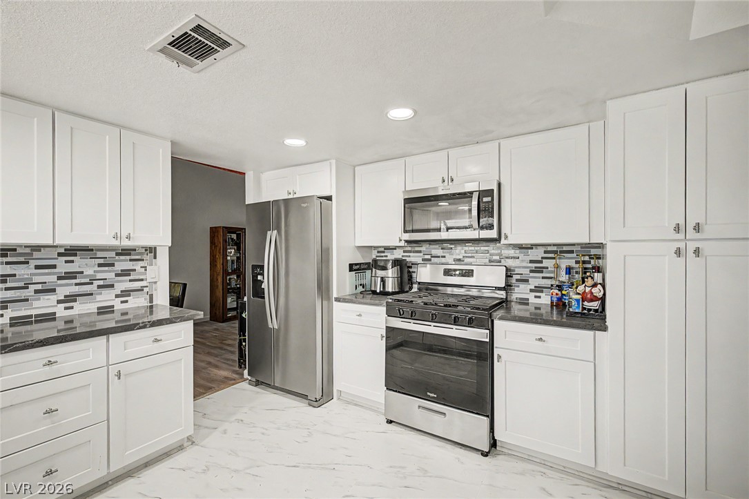 4472 Lindenhurst Lane Las Vegas NV 89120
