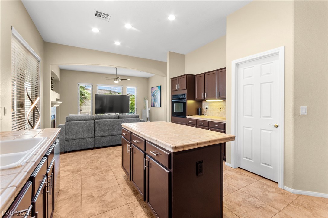 3290 Squire Street Las Vegas NV 89135