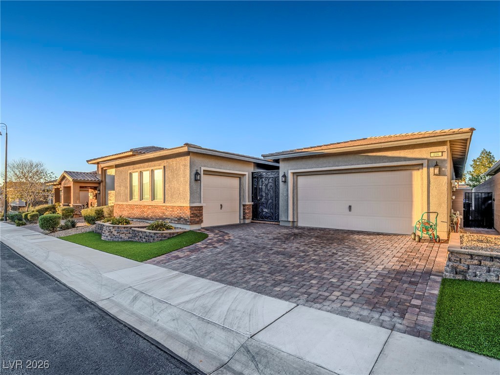 416 Middlestone Avenue Henderson NV 89011