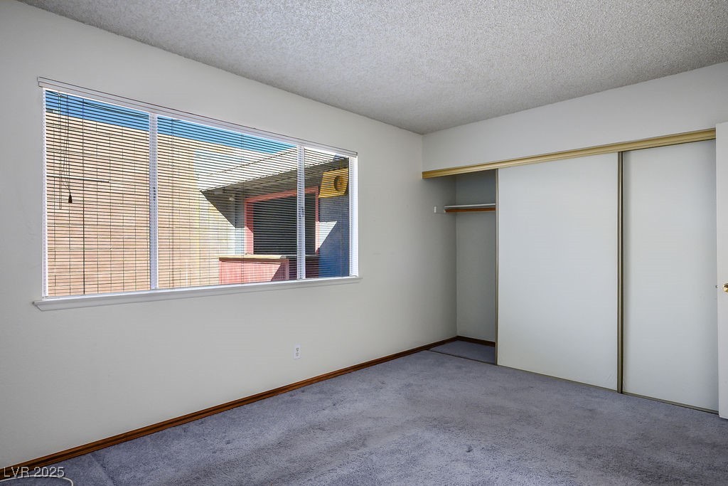 3477 Kensbrook Street Las Vegas NV 89121
