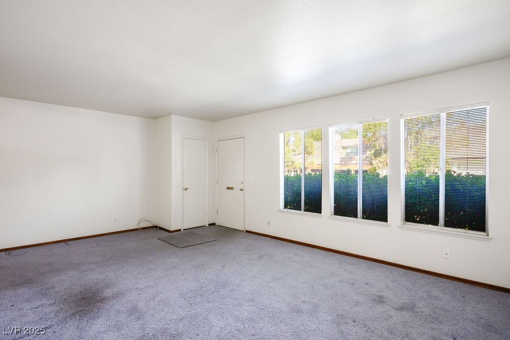 3477 Kensbrook Street Las Vegas NV 89121