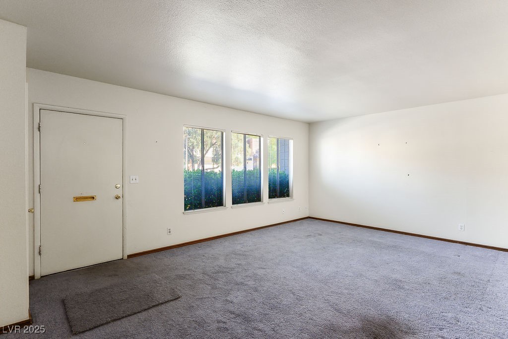 3477 Kensbrook Street Las Vegas NV 89121