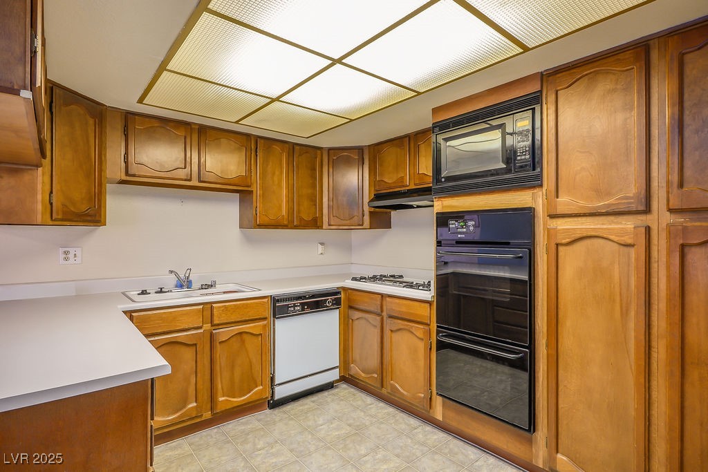3477 Kensbrook Street Las Vegas NV 89121