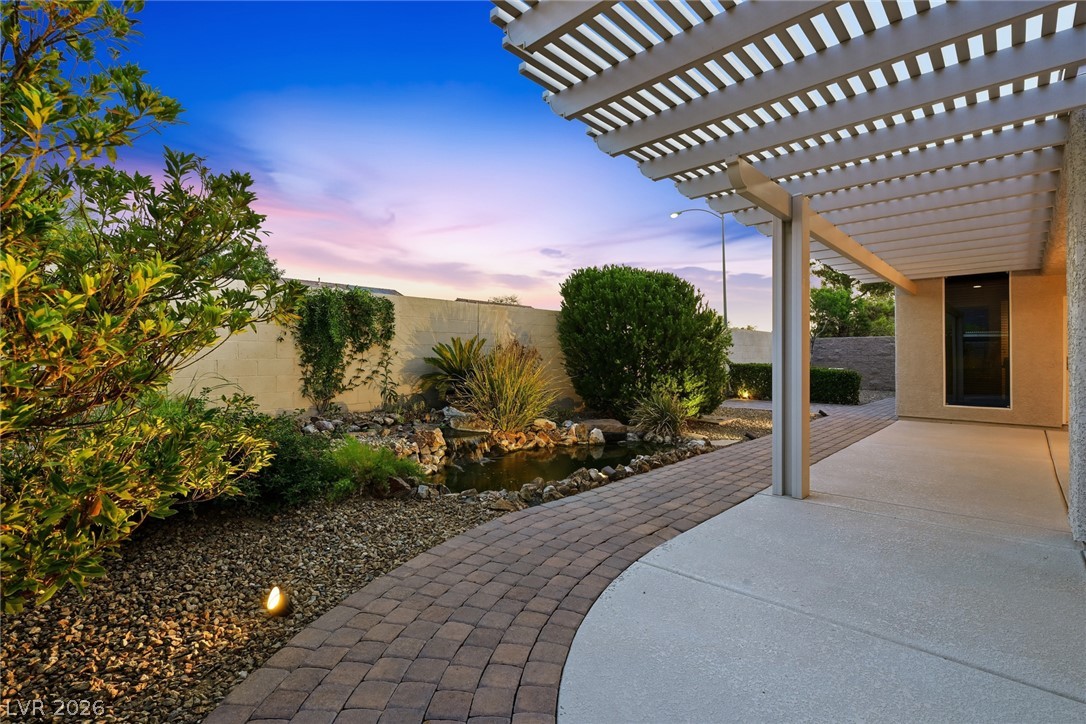2305 Rosendale Village Avenue Henderson NV 89052