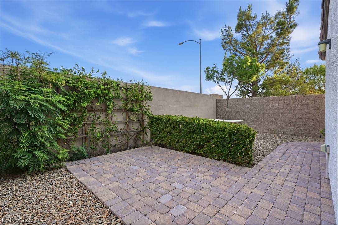 2305 Rosendale Village Avenue Henderson NV 89052