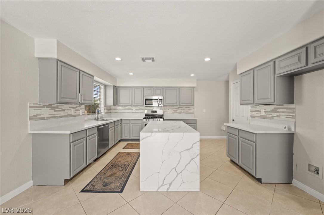 121 Golf Range Street Las Vegas NV 89145