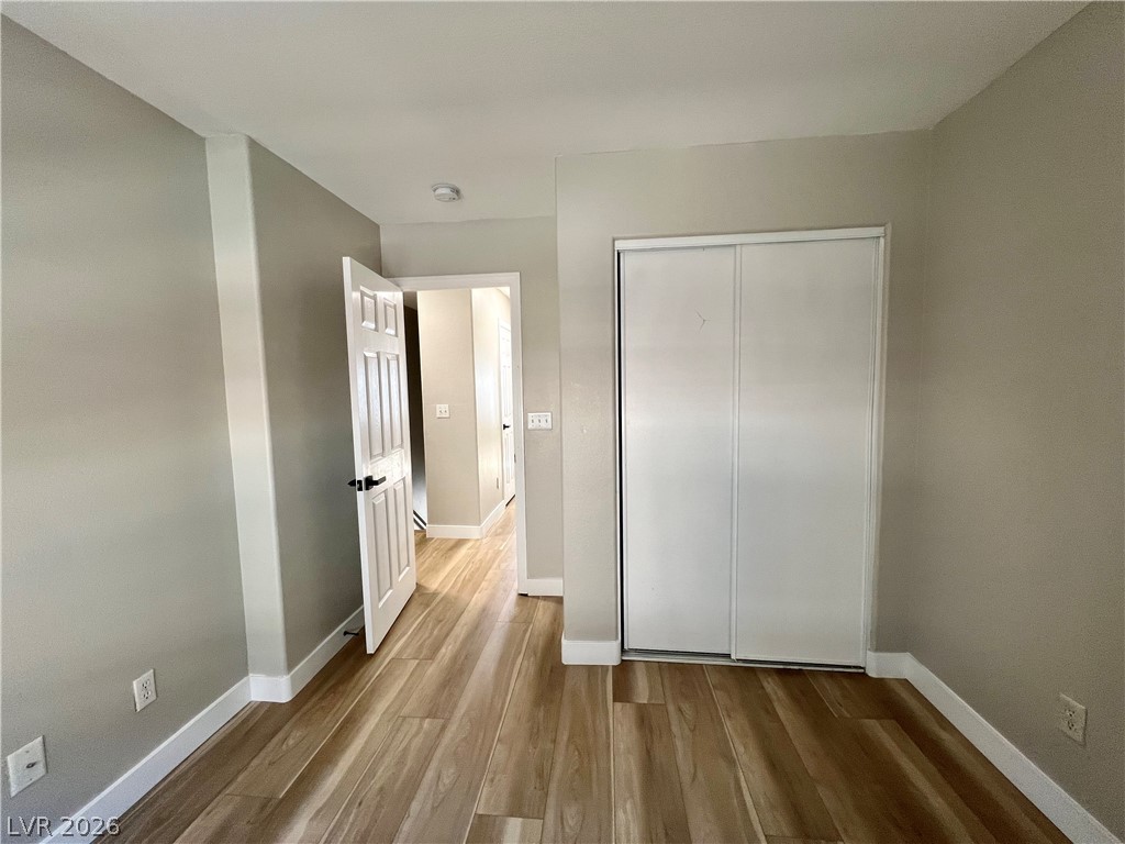 5228 Starter Avenue Las Vegas NV 89156
