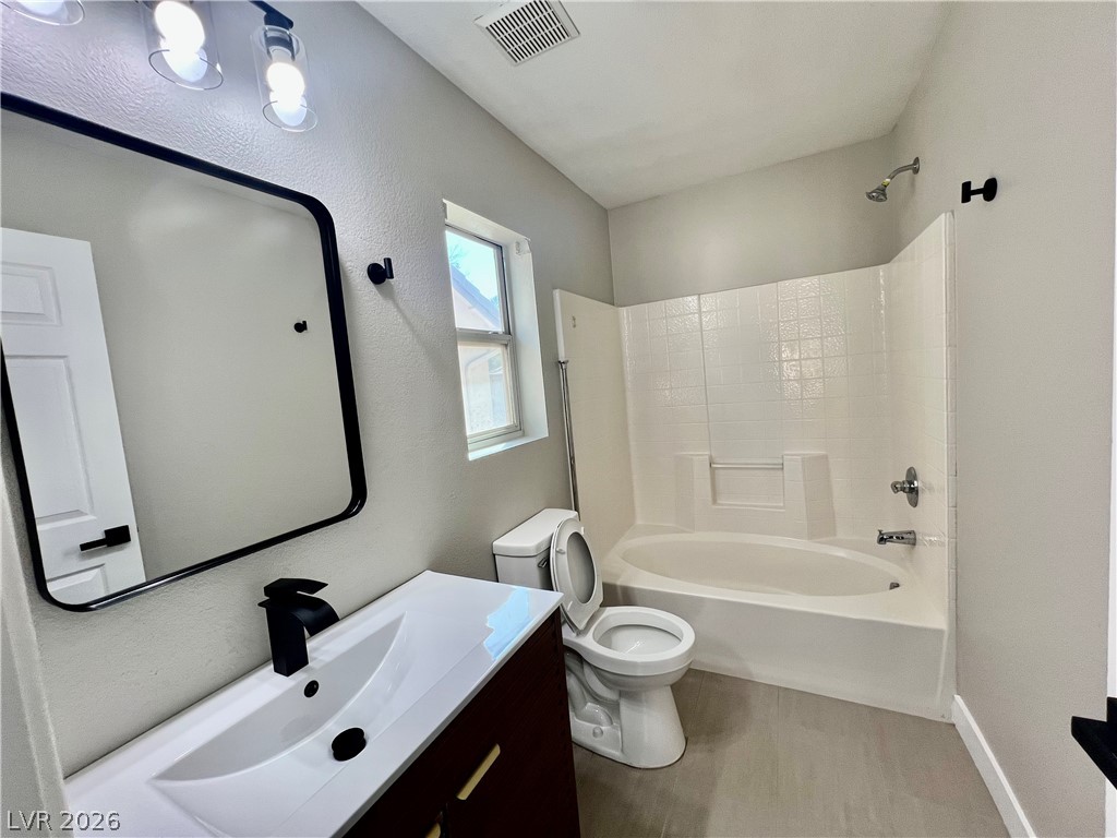 5228 Starter Avenue Las Vegas NV 89156