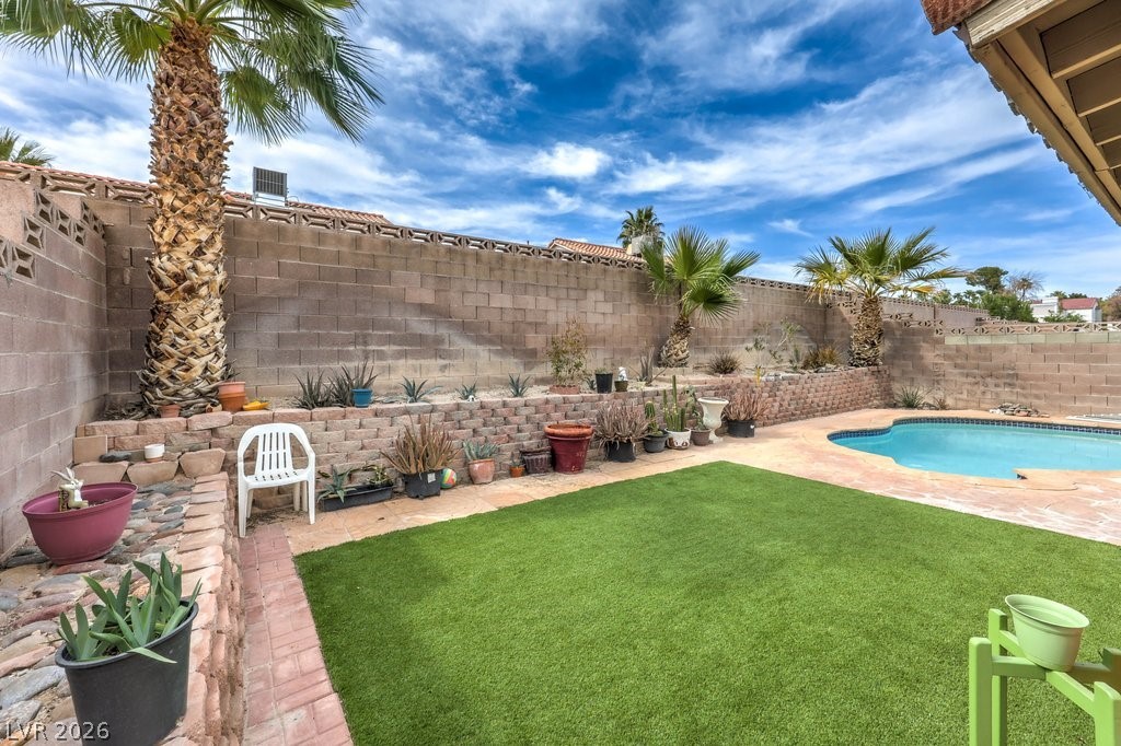 1063 Placerville Street Las Vegas NV 89119