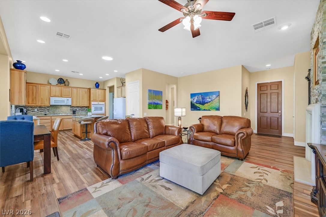 2470 Blair Castle Street Henderson NV 89044
