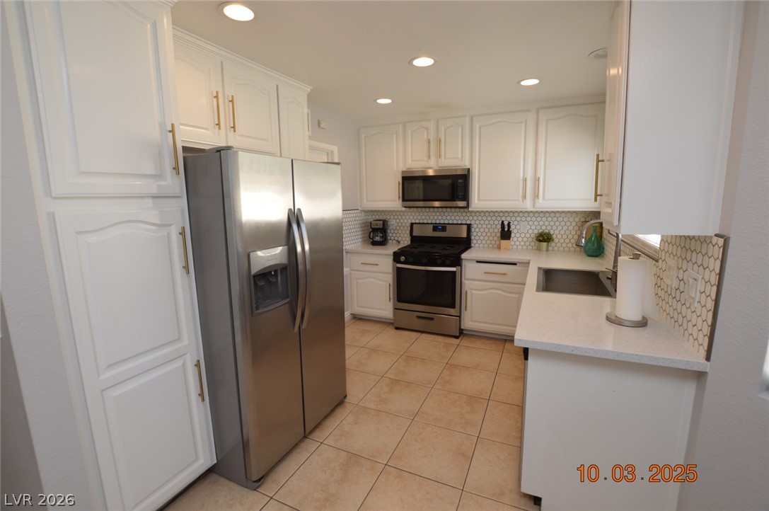 4406 Newhaven Drive Las Vegas NV 89147