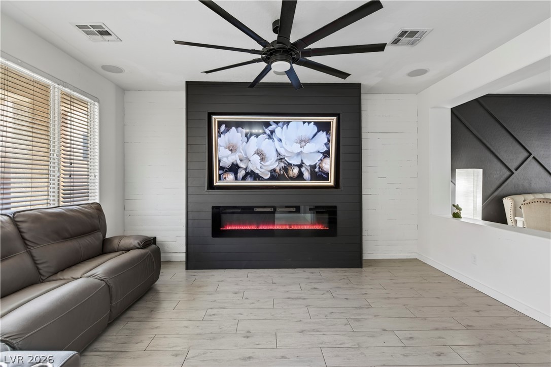 7232 Mulberry Forest Street Las Vegas NV 89166