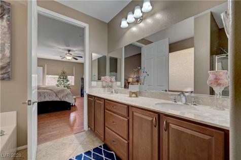 1633 Blue Cliffs Avenue Henderson NV 89014