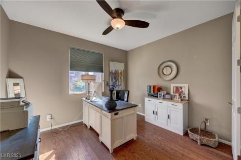 1633 Blue Cliffs Avenue Henderson NV 89014
