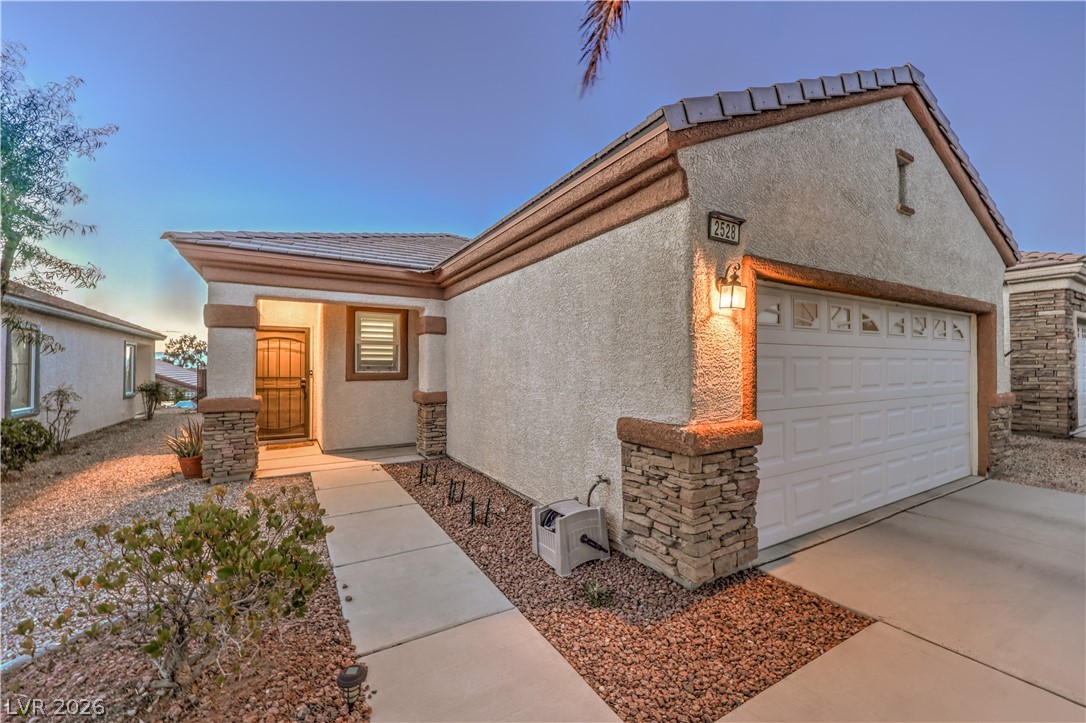 2528 Chasma Drive Henderson NV 89044
