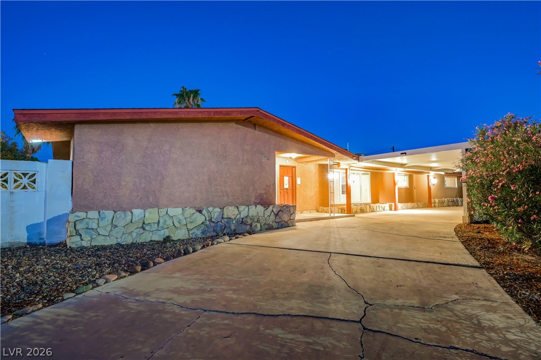 838 Fairview Drive Henderson NV 89015
