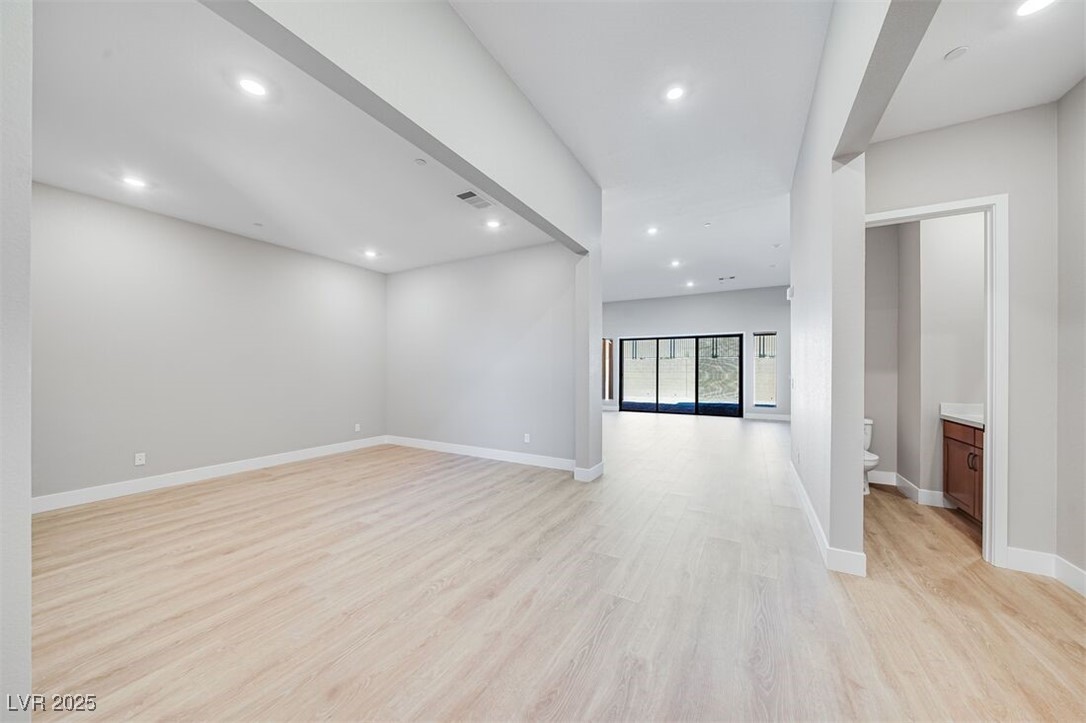 489 Carter House Way Las Vegas NV 89138