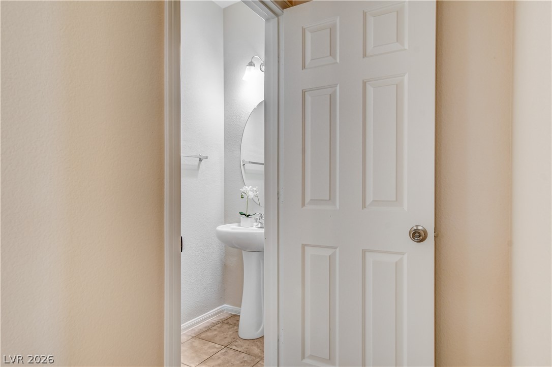3962 Coyote Ridge Las Vegas NV 89129