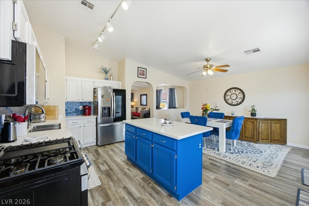 130 Lemongold Street Henderson NV 89012