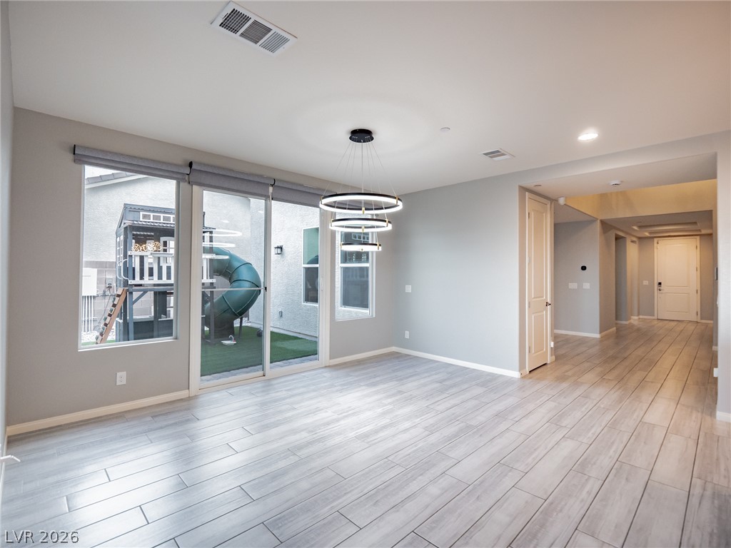 4504 Amazing View Street Las Vegas NV 89129
