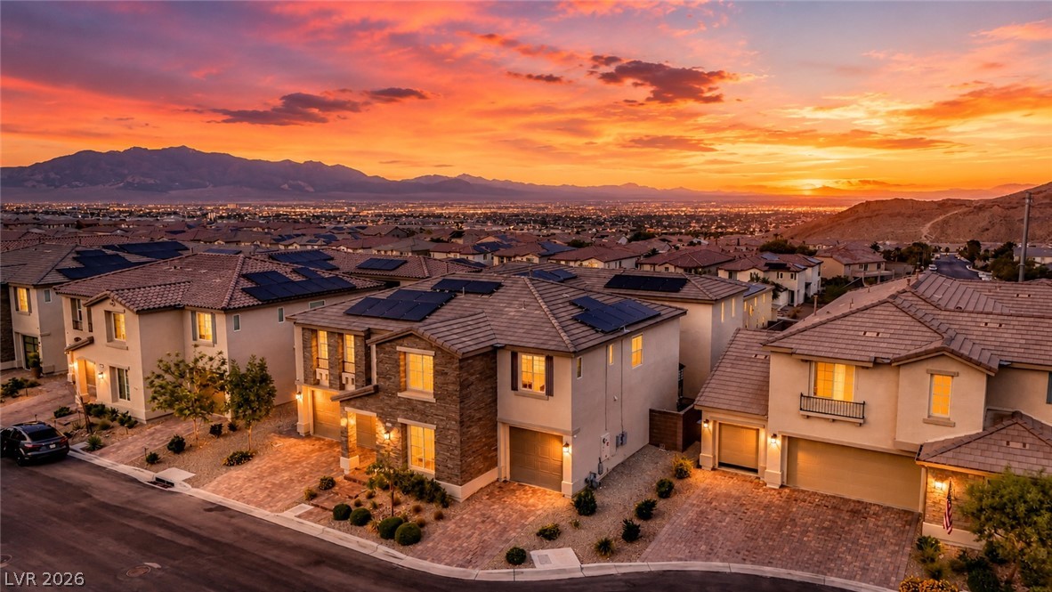 4504 Amazing View Street Las Vegas NV 89129