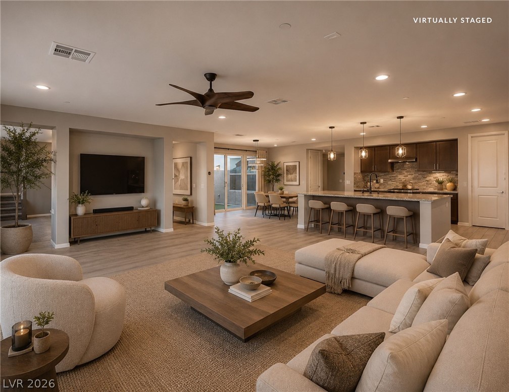 4504 Amazing View Street Las Vegas NV 89129