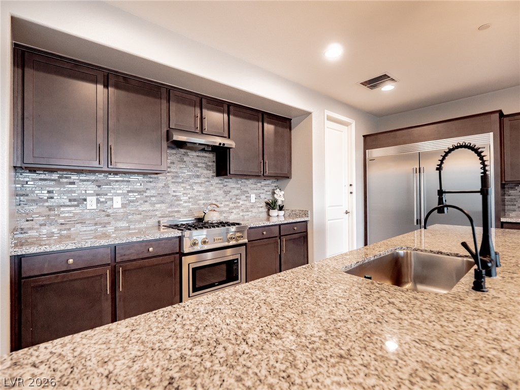 4504 Amazing View Street Las Vegas NV 89129