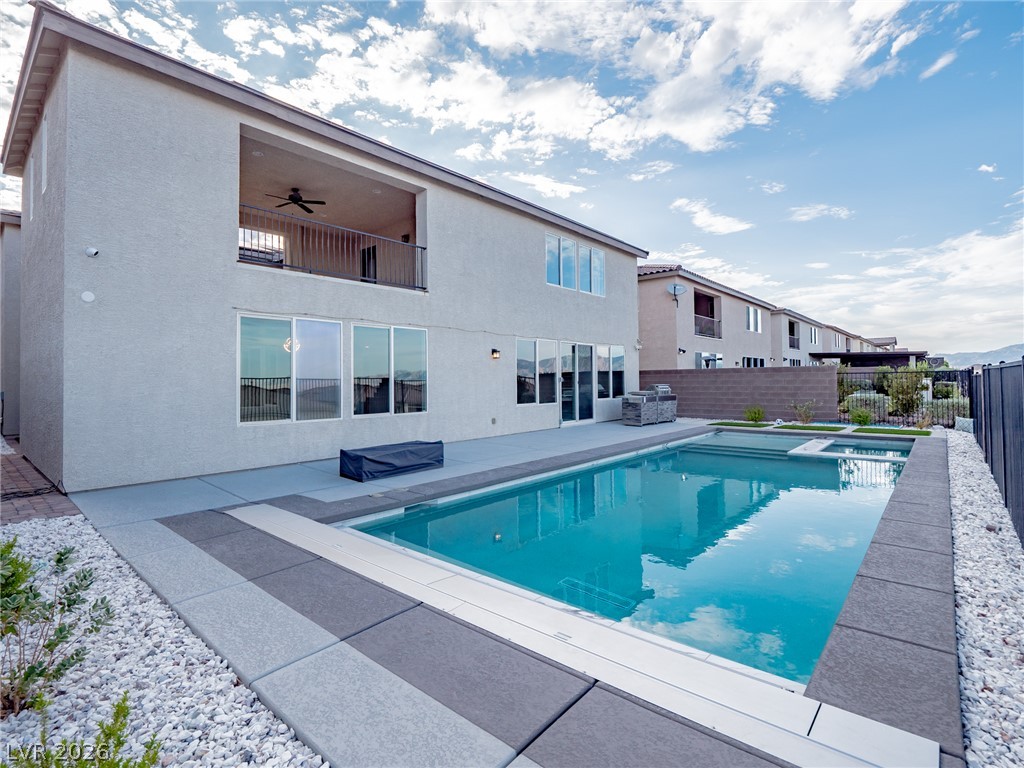 4504 Amazing View Street Las Vegas NV 89129