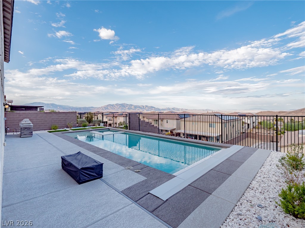 4504 Amazing View Street Las Vegas NV 89129