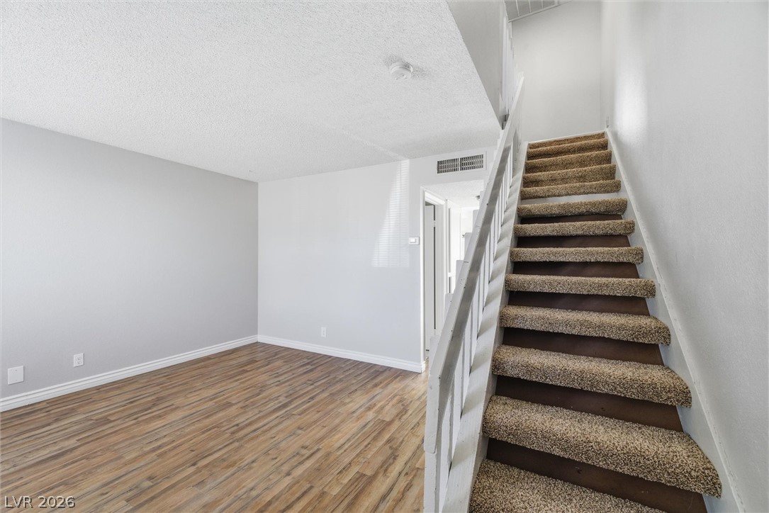4770 Topaz Street 13 Las Vegas NV 89121