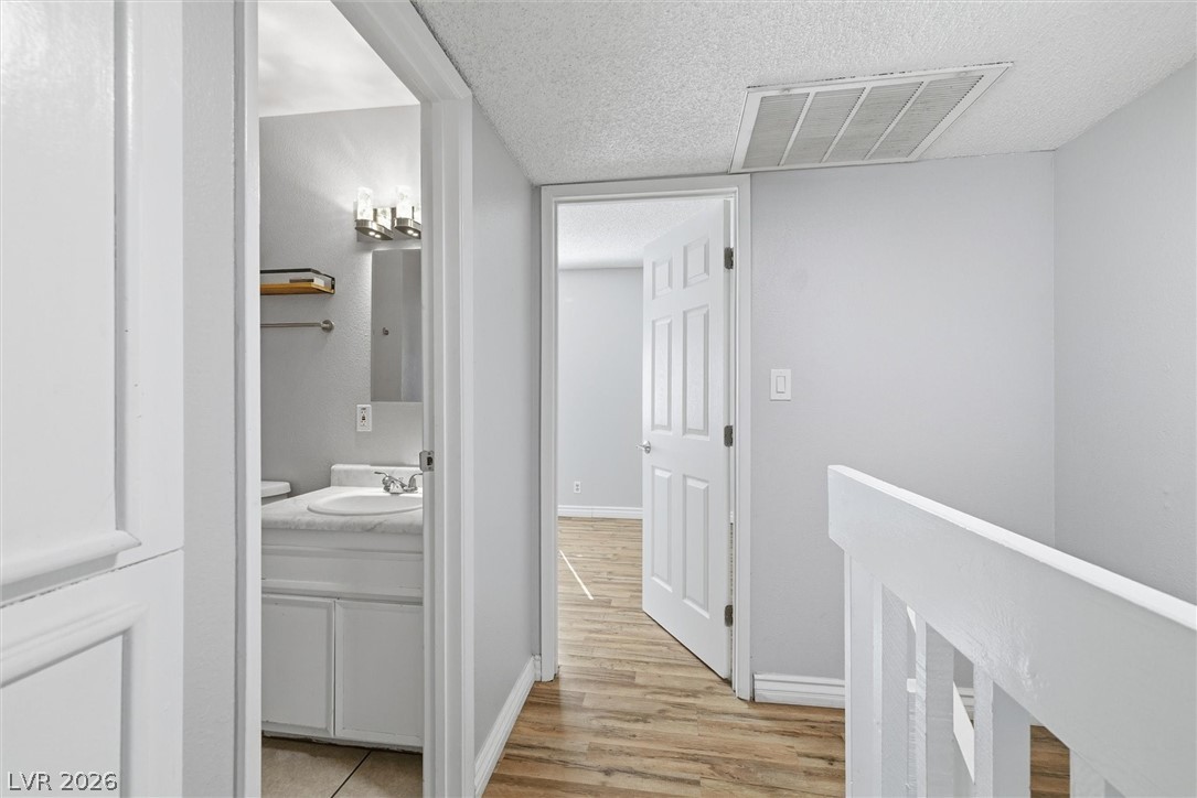 4770 Topaz Street 13 Las Vegas NV 89121