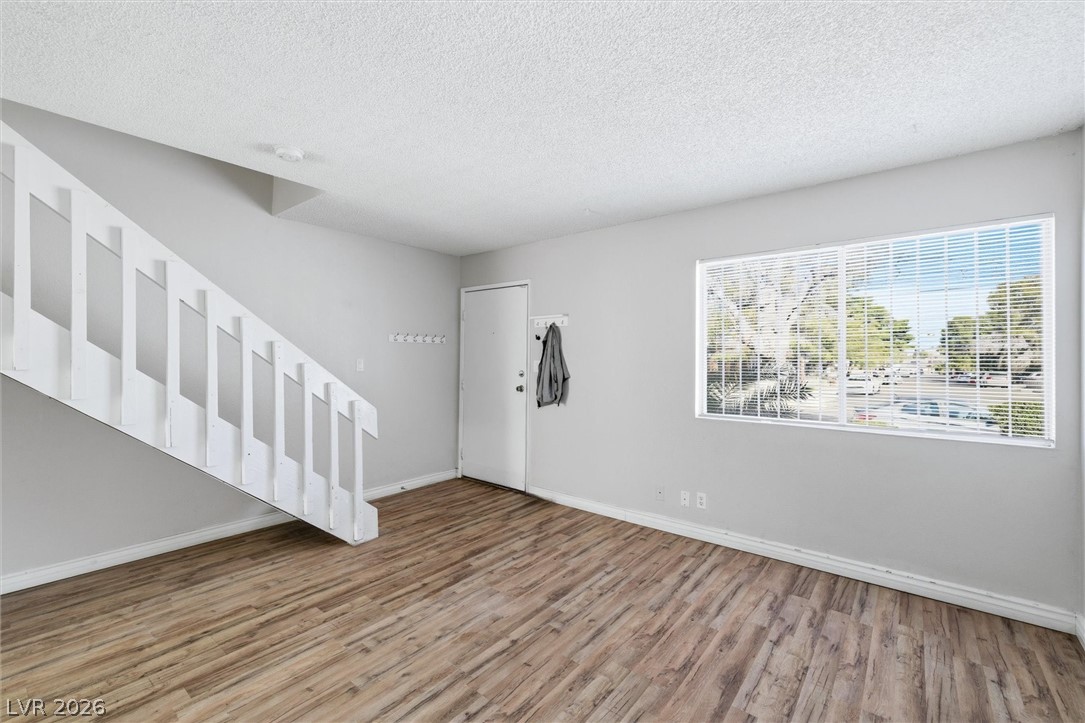4770 Topaz Street 13 Las Vegas NV 89121