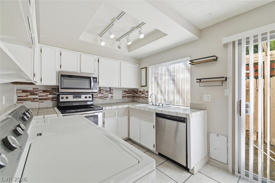 4770 Topaz Street 13 Las Vegas NV 89121